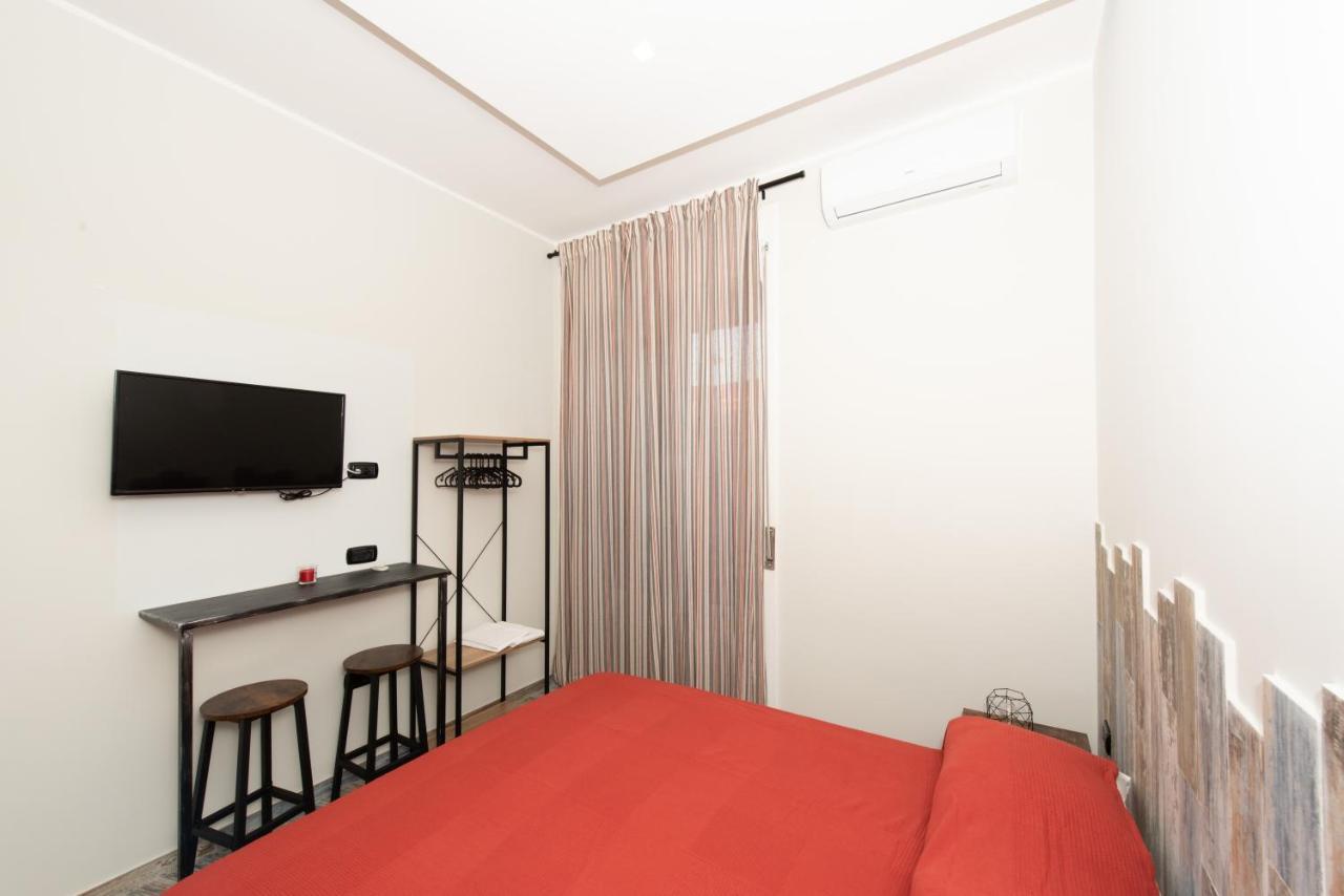 Urban Rooms Салерно Экстерьер фото