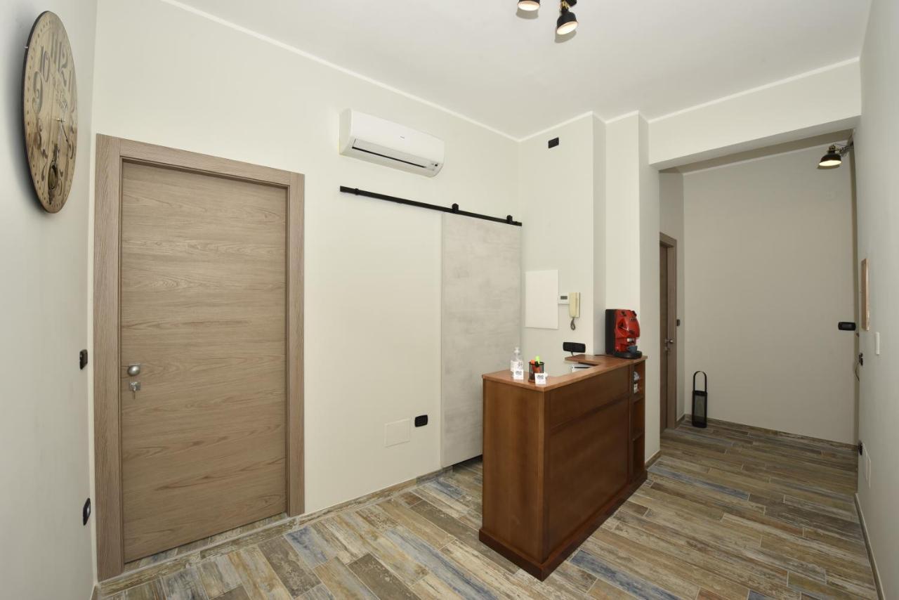 Urban Rooms Салерно Экстерьер фото
