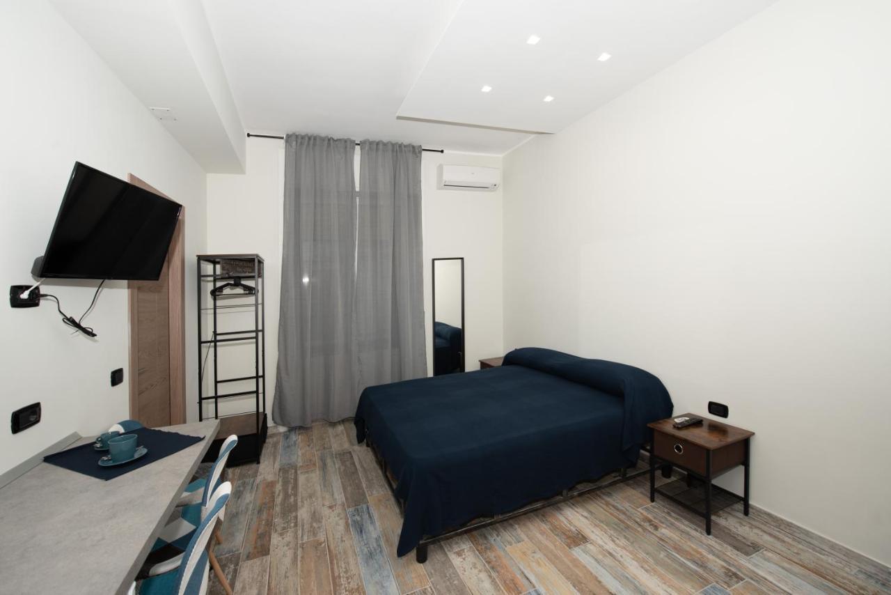 Urban Rooms Салерно Экстерьер фото