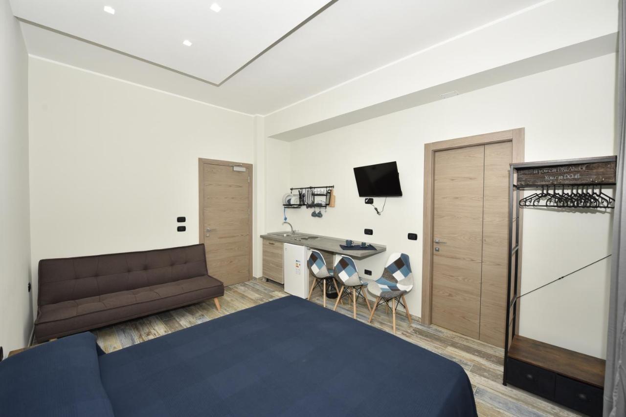 Urban Rooms Салерно Экстерьер фото