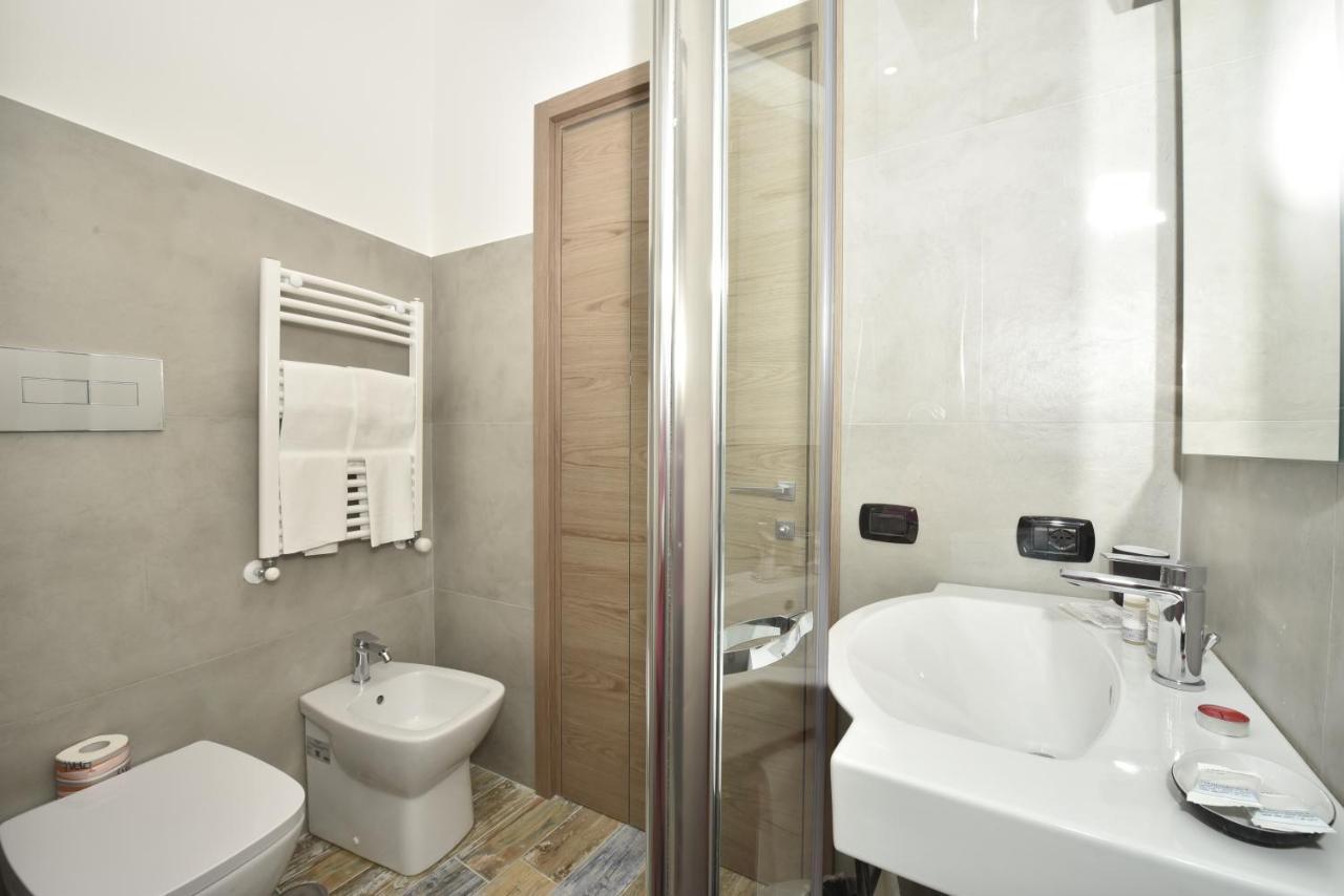 Urban Rooms Салерно Экстерьер фото